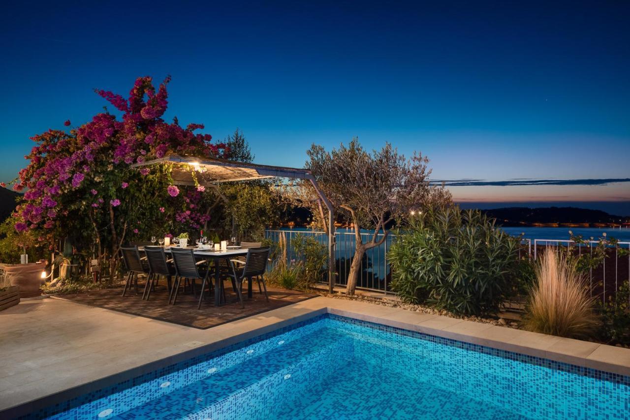 Holiday Home D&D Residence Rogoznica  Exterior photo